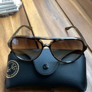 Ray Ban Cats 5000